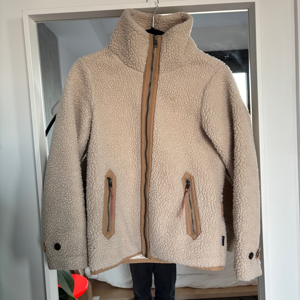 Patagonia Divided Sky Jacket - Picture 3 of 6